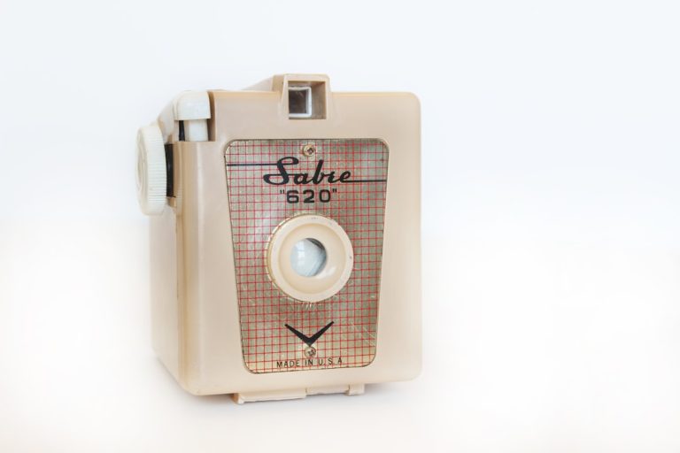 Capturing Moments: A Photographer’s Guide to Essential Equipment